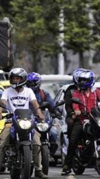 50 multas diarias a motociclistas en Bogotá