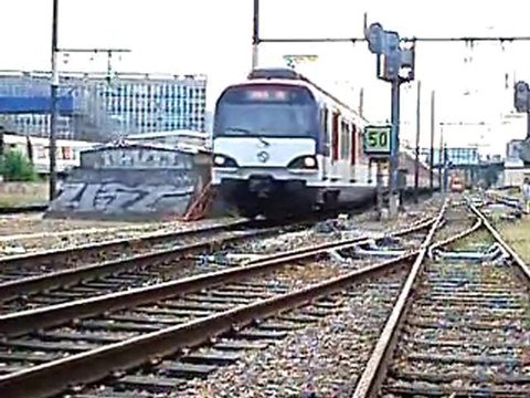 MS61 : Départ de la gare de Nanterre Université sur la ligne A du RER