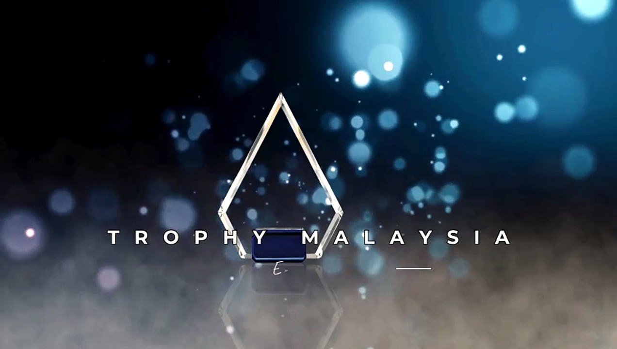 Diamond Crystal Plaques at Trophy-World Malaysia | Custom Trophies & Plaques Supplier