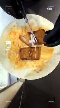 How To Make a French Tacos Meat with Gruyère cheese sauce & fries #BR3 #Tacos #Foodie #Foodlover #Food (9)