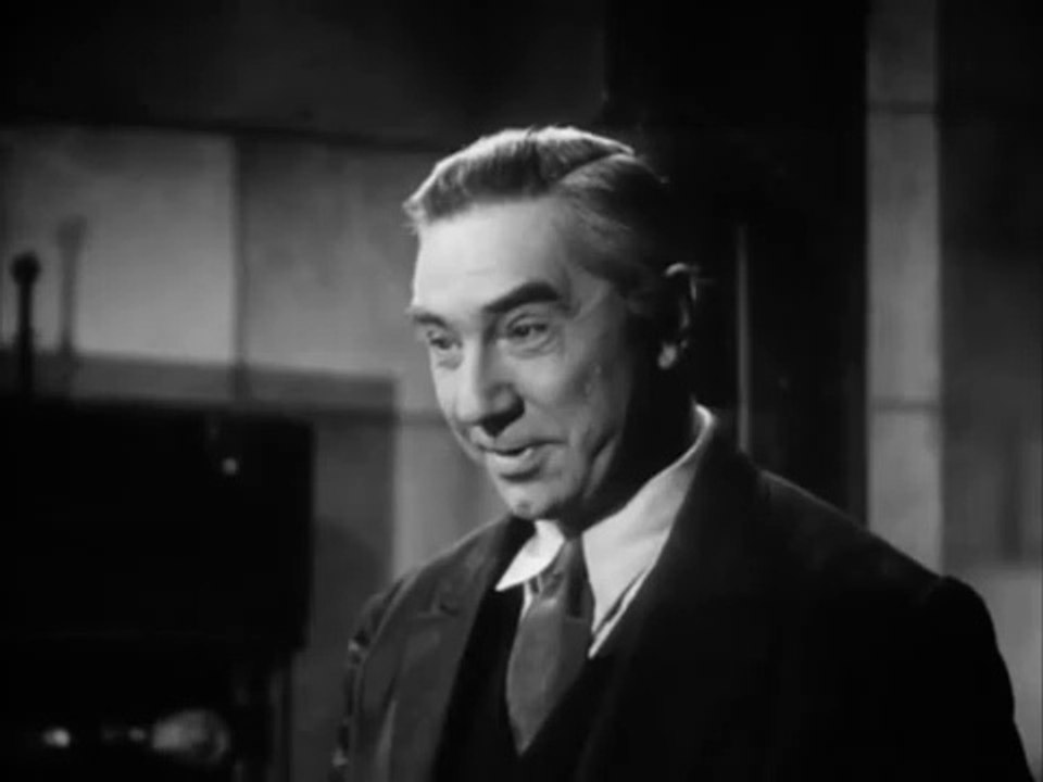 The Devil Bat (1940) – A Chilling Tale of Horror and Revenge