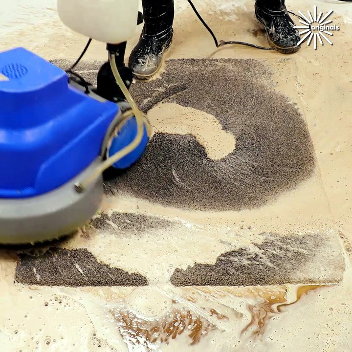 Indulge on this satisfying rug cleaning!