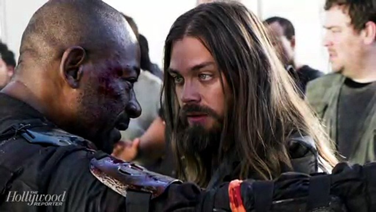 'Walking Dead' Mid-Season Finale: The Shocking Death of Jesus & More | THR News [Full Movie]