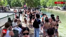 Paris'te sıcaktan bunalanlar Saint-Martin Kanalı'nda yüzdü