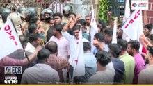 സർക്കാറിന്റെ മദ്യനയത്തിനെതിരെ തൊടുപുഴയിൽ DYFI പ്രതിഷേധം