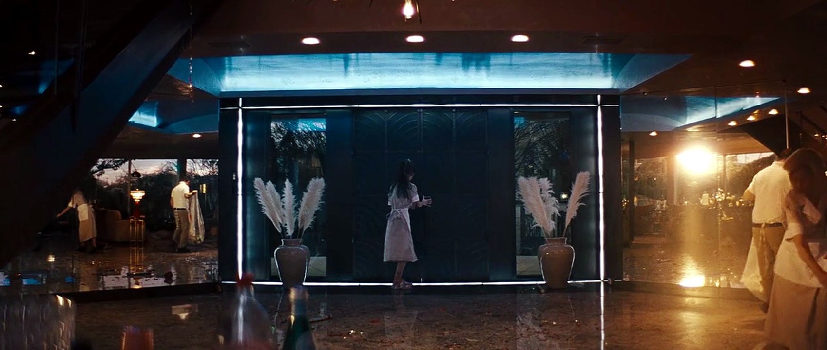 Anora (2024) 720p AMZN-WEB x264 ESub [Dual Audio][Hindi 5.1+English 5.1] -mkvC[Trim]