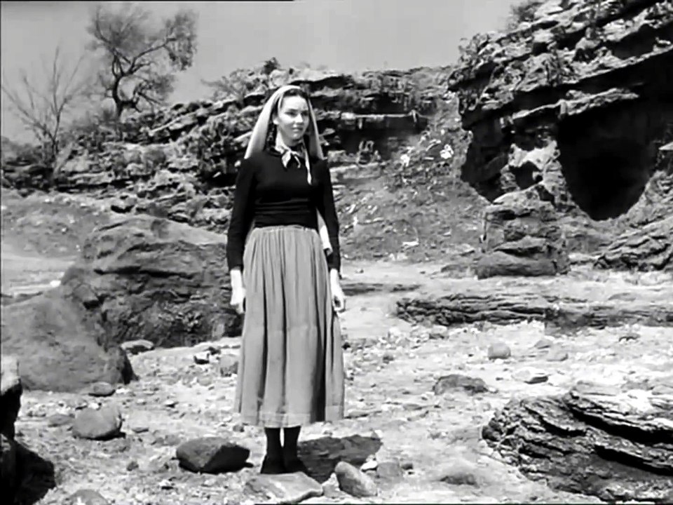 Vincent Price 1943-La Canción de Bernadette-parte 1-HD