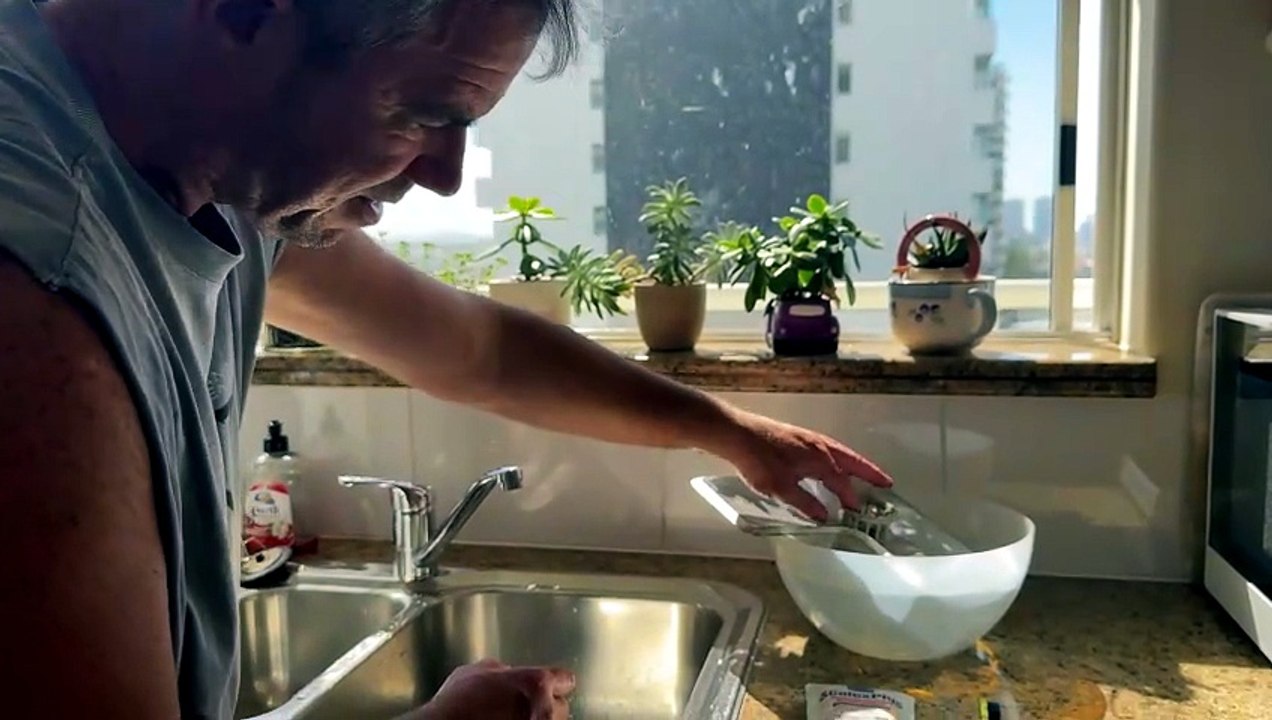 How to Clean Your Dishwasher Filter: Simple Home Maintenance Guide 🧼