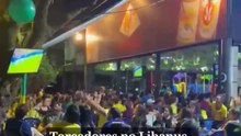 Torcedores no Libanus comemoram gols do Brasil e pedem rodada de cerveja grátis