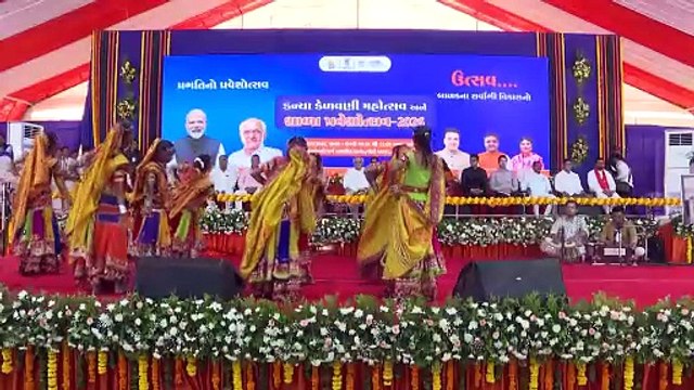 #GUJARAT #DAHOD CM ATTENDS SHALA PRAVESHOTSAV & KANYA KELAVANI PROGRAM AT RAHDUNGARI PRIMARY SCHOOL