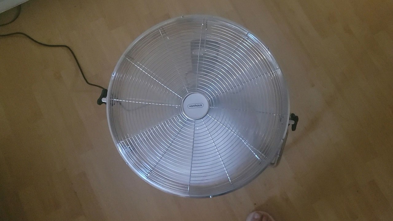 28 seconds of the fan from living room
