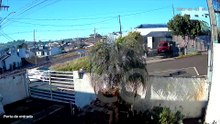 Imagem mostra força do impacto entre carro e moto em Pato Branco