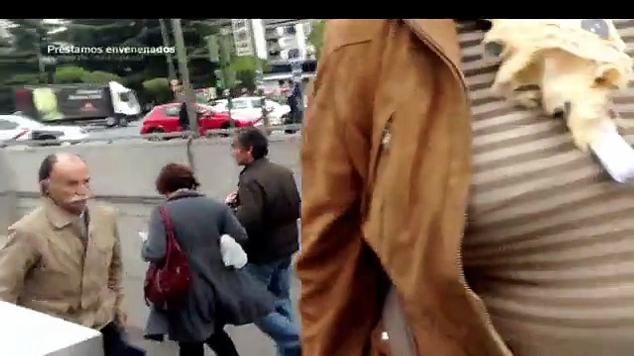 Equipo de Investigación - Préstamos Envenenados En español