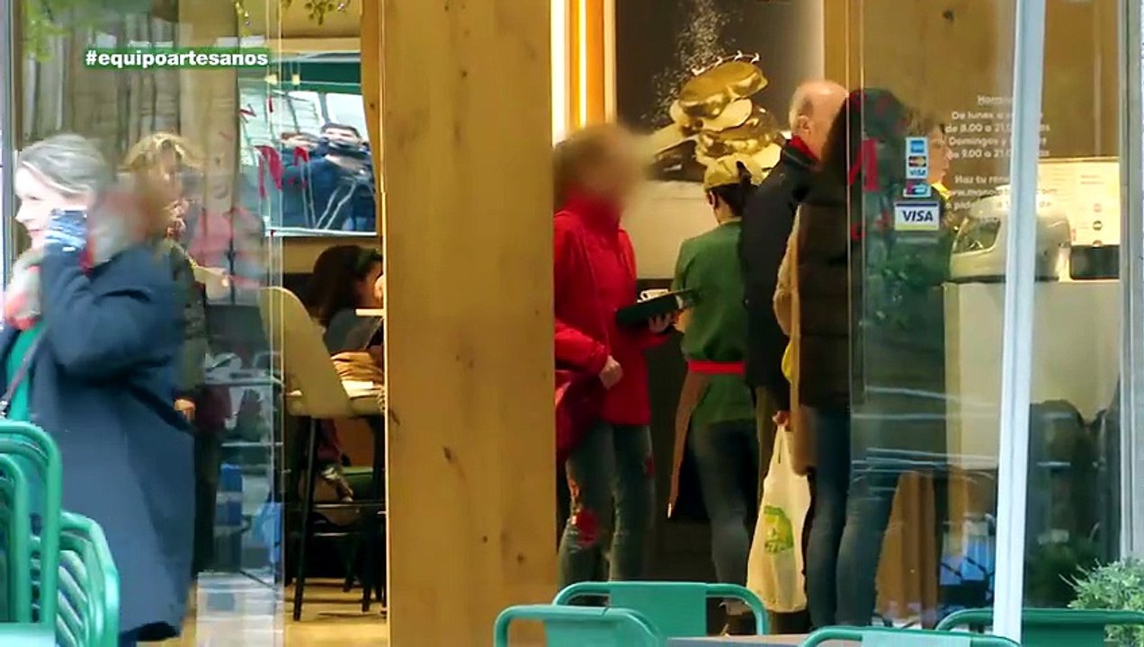 Equipo de Investigación - Los fakes del consumo En español
