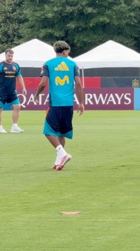 El pique entre Lamine y Nico tras una patada en el entreno