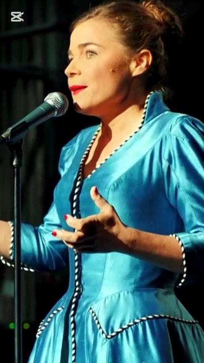 Blanche Gardin l'éja*c**lulation f*aci*ale