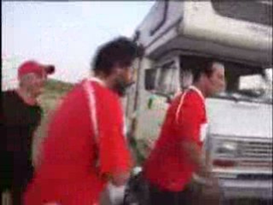 Cem Yılmaz'ın  Milli Takım için çektiği görüntüler