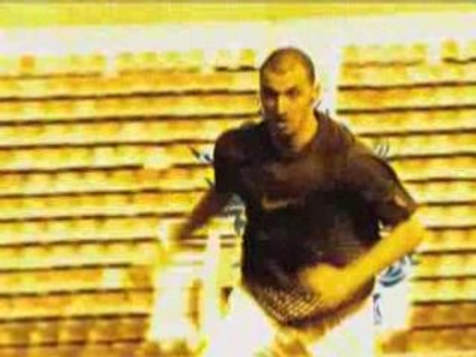 Joga TV freestyle with c.ronaldo, zlatan, and ronaldinho