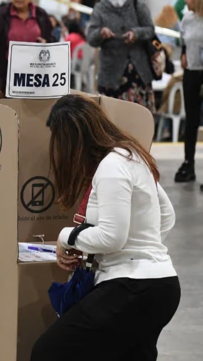 Elogian transparencia del proceso electoral en Colombia