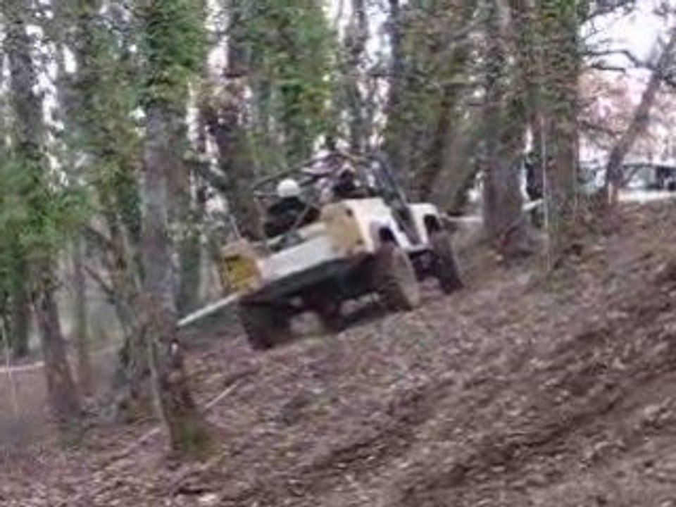 4x4 trial de lacoste 84