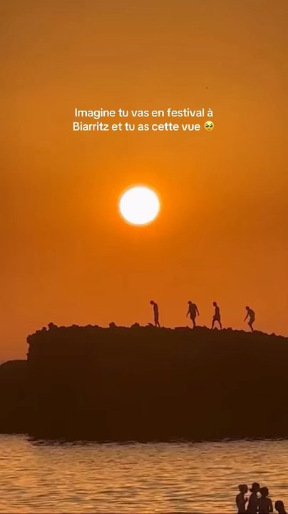 Imagine tu vas en festival à Biarritz et tu as cette vue 🥹