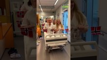Remada Viking vira febre e até enfermeiras replicam gesto em cima de maca de hospital na Noruega
