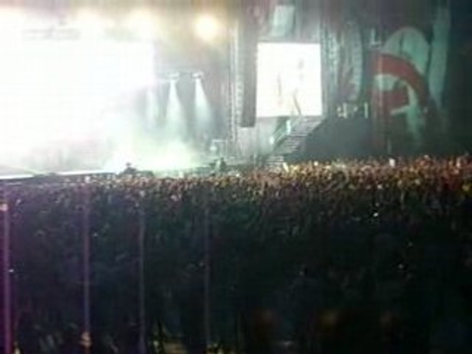 Fin du concert parc des princes tokio hotel