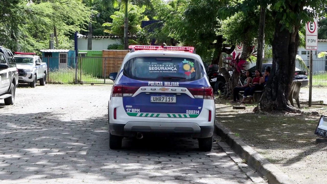 Tentativa de Homicídio no SEASA: Discussão sobre Bebida Resulta em Agressão com Faca - Relato e Consequências