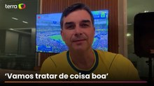 'Hoje é dia de jogo, nada nem ninguém me aborrece', diz Flávio Bolsonaro após vídeos de Michelle
