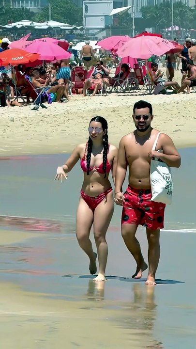 🇧🇷 Ipanema Beach A Happy Day
