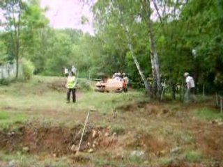 trial 4x4 uzerche 2008 : christian se renverse