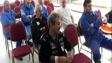 F1 MECANICA ARGENTINA   ( instrucciones del comisario deportivo  en el Mouras )