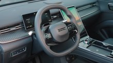 Lepas L8 Super Hybrid Interior Design