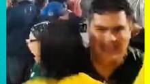 ¡CON LLUVIA Y EMPAPADOS!  Aficionados sacan los “prohibidos” y se arma el baile