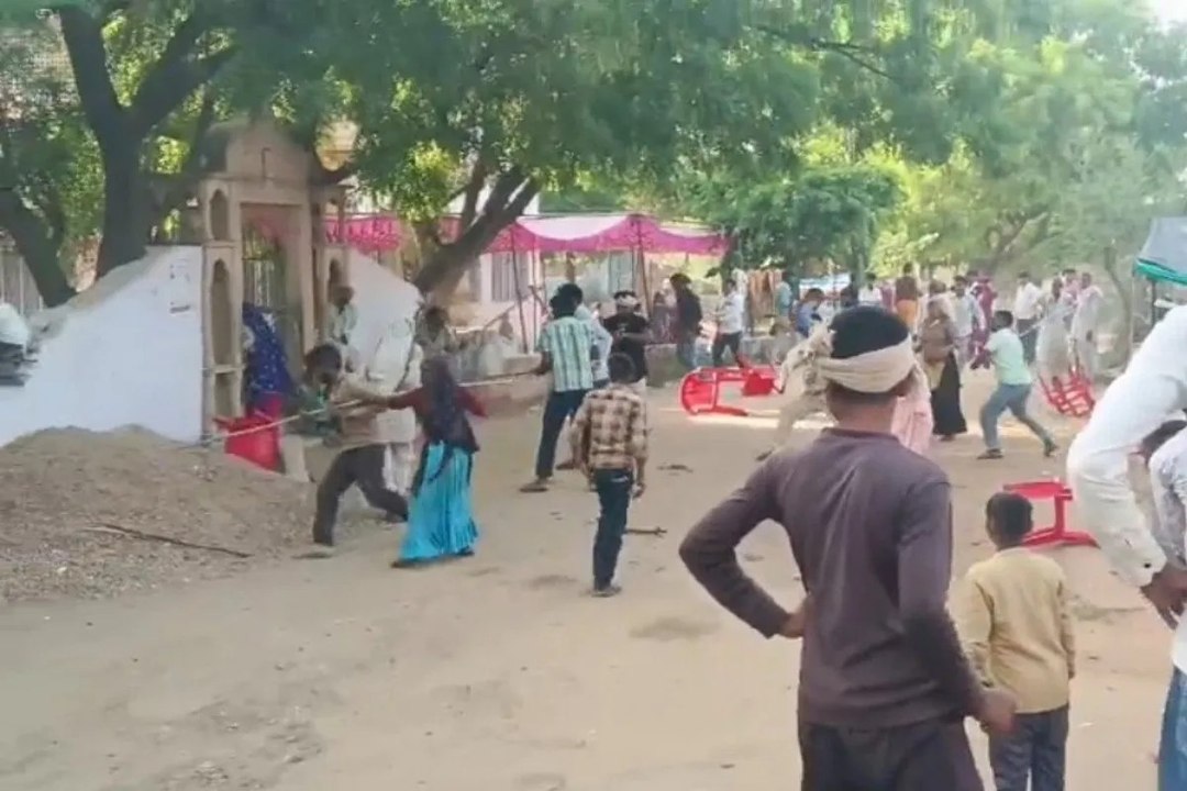 भागवत कथा स्थल पर मामूली विवाद को लेकर झगड़ा