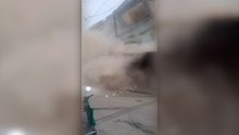 Derrumbes en directo y caos en el Aeropuerto Internacional de Venezuela