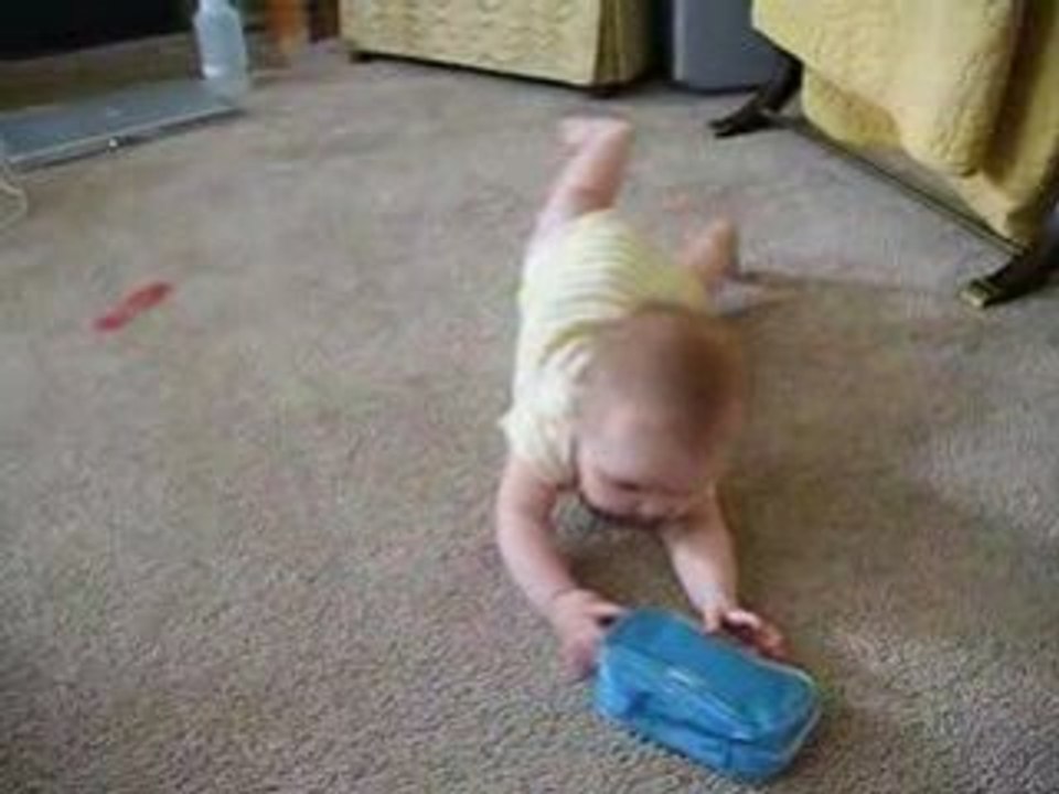 Lili Crawls