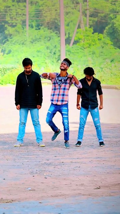 Tadpaya na kare ❤️❤️ #fyp #haryanvi #freestyle #group #dance #foryou #aniketdancer1 #reels #fyp #...