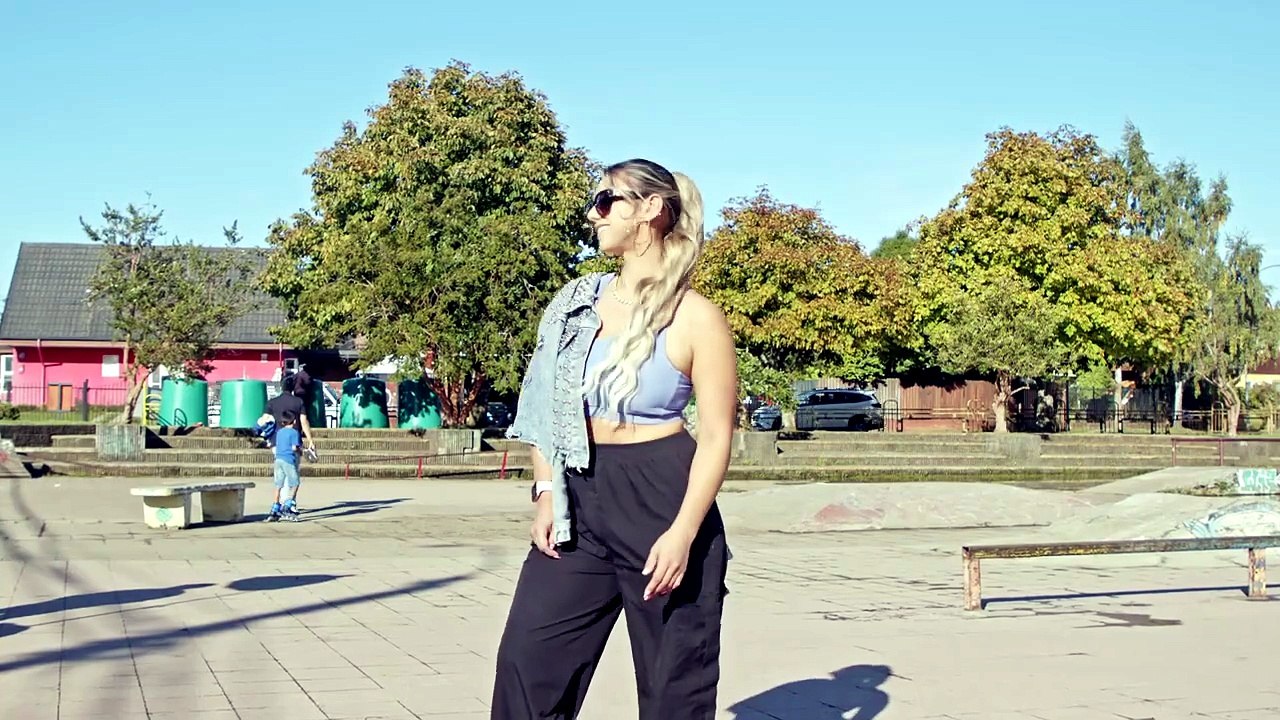 STEFY - Zi de zi te iei de mine (Video Oficial)