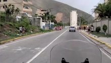 El impactante recorrido en moto por La Guaira que revela la verdadera dimensión del desastre en Venezuela. Miralo.