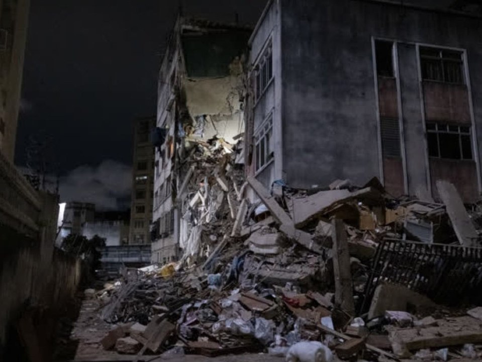 Gebäude stürzt ein: Horror-Bilder nach Erdbeben in Venezuela