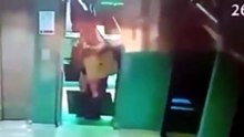 Detuvieron a una “viuda negra” en Ezeiza: trabajaba en la Policía de la Seguridad Aeroportuaria