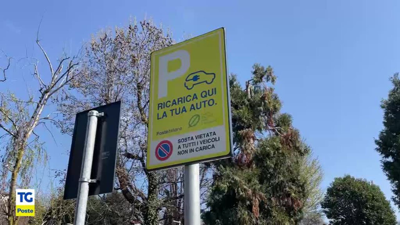 Poste Italiane, superate le 3.200 colonnine di ricarica