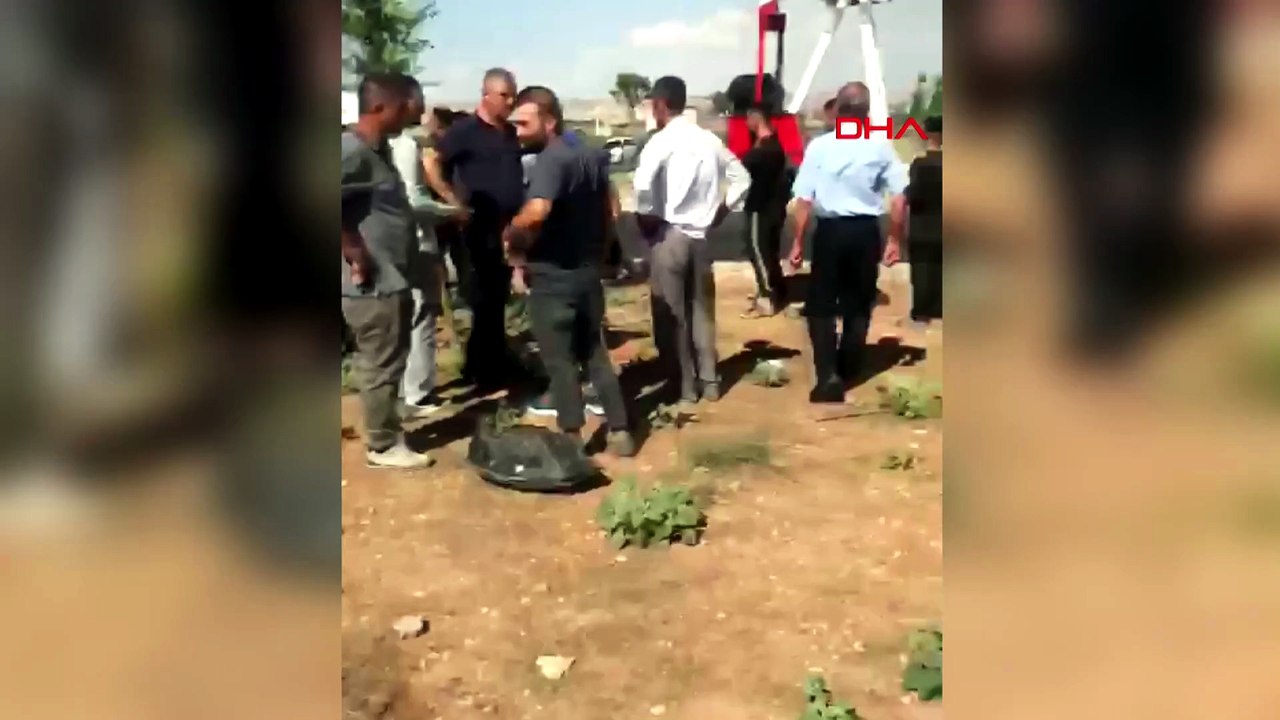 Yolcu minibüsü ile para nakil minibüsü çarpıştı