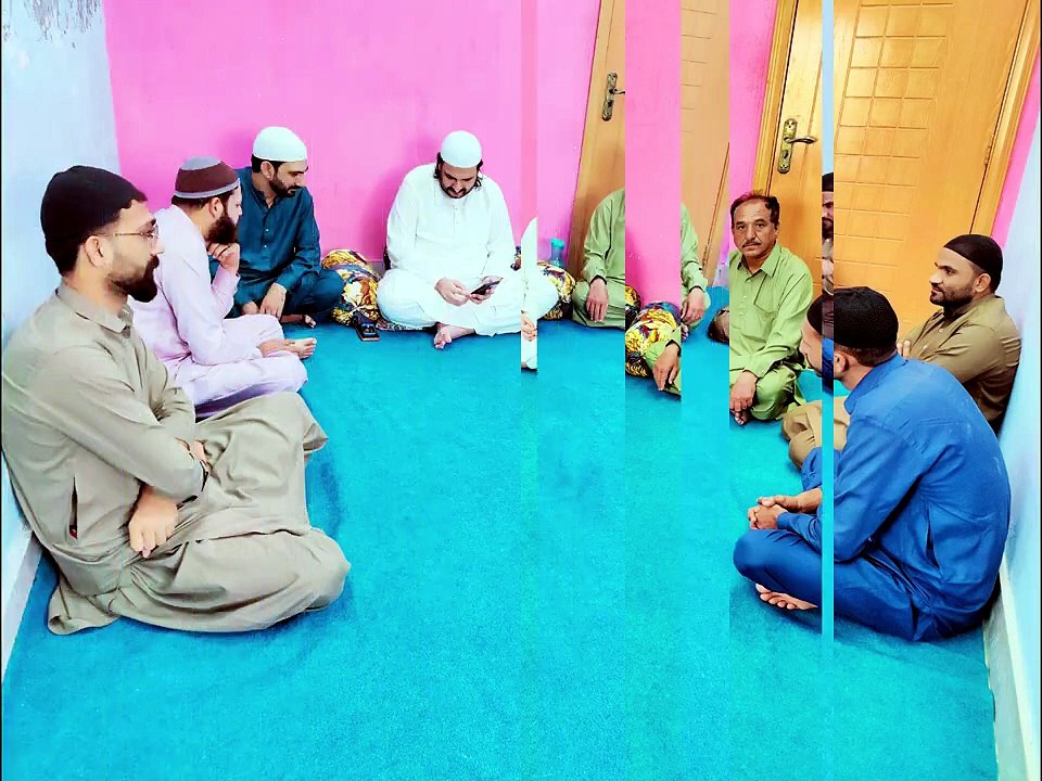 اے خسروِ خوباں، شانِ من قربان نگاہت، جانِ من