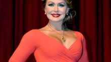 Gaby Spanic rompe en llanto y pide oraciones por Venezuela