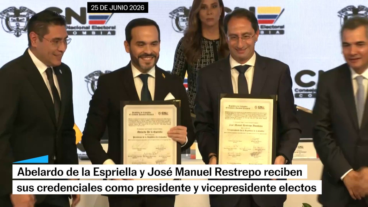 Abelardo de la Espriella recibe la credencial de presidente de Colombia por el CNE
