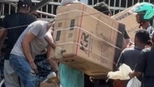 Se registran saqueos en algunos comercios de La Guaira, Venezuela