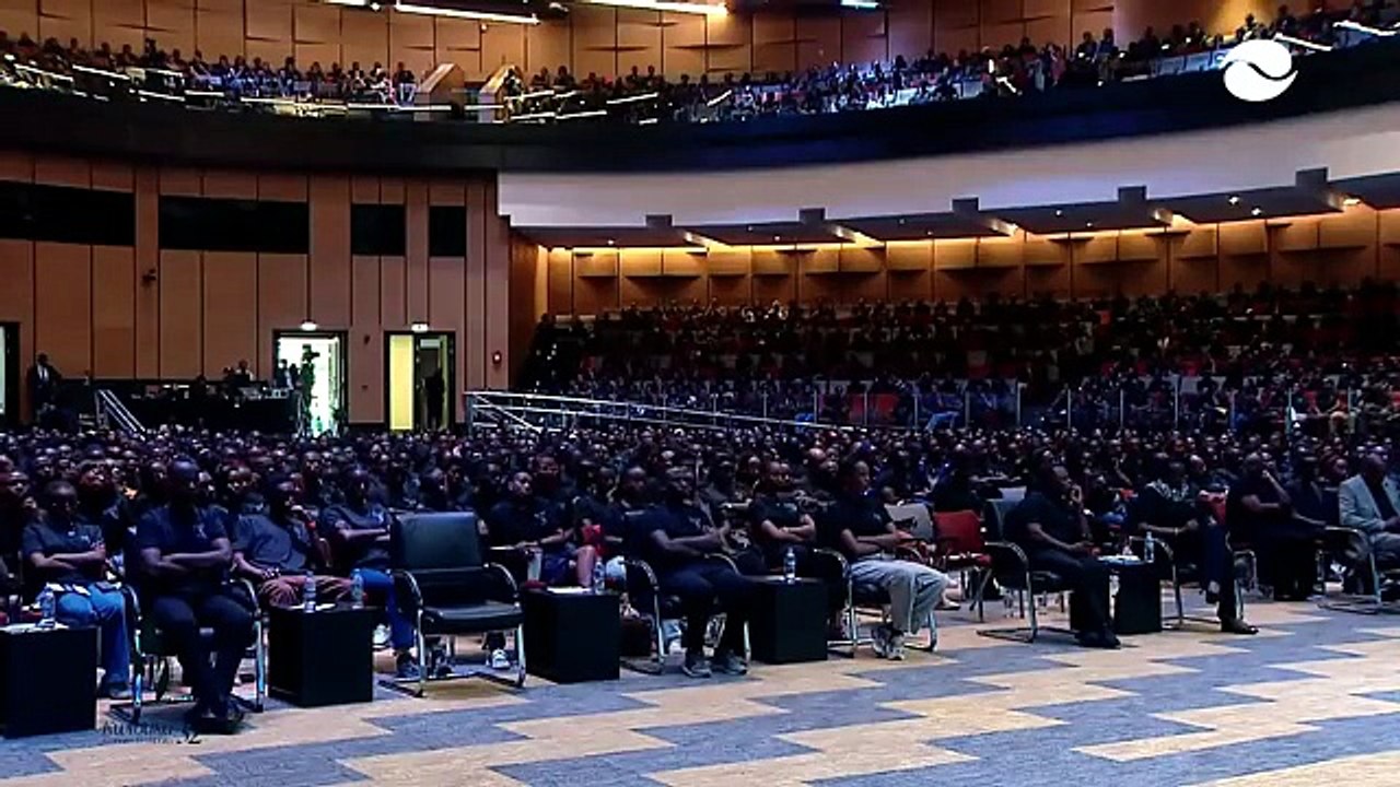 Yavukiye muri Congo, yinjira muri FDLR ari muto | Yatangiye kurasa afite imyaka 14 | Nkurunziza