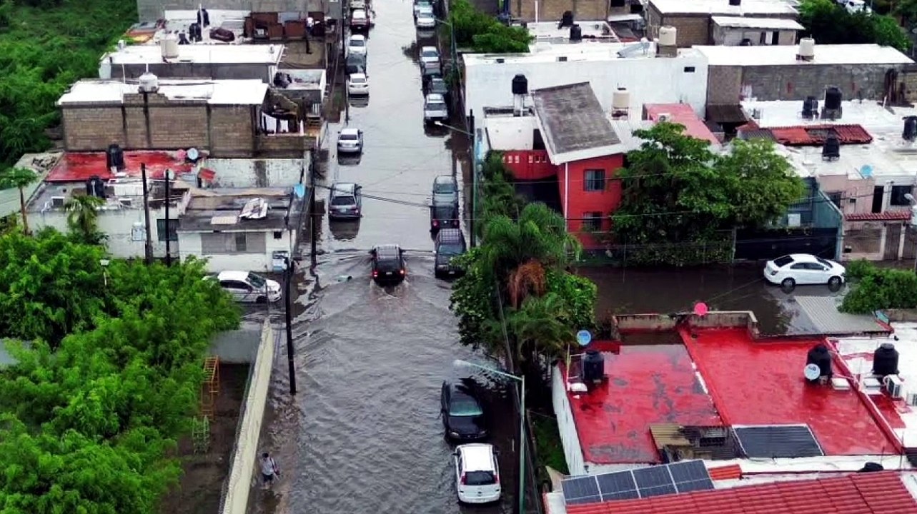 Valle Dorado bajo el agua tras fuerte lluvia en Bahía de Banderas | CPS Noticias Puerto Vallarta